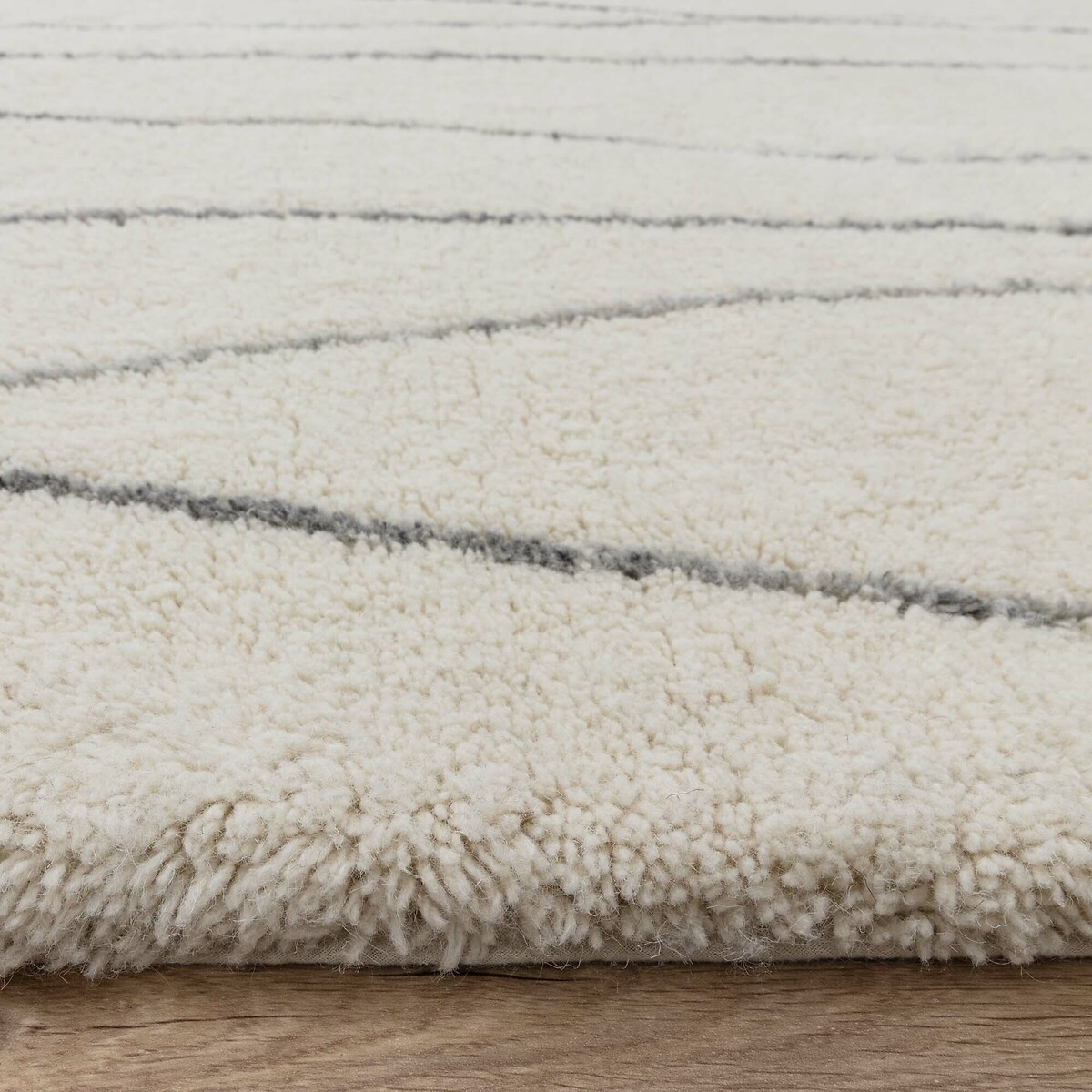 Azera Washable Berber Rhombus Rug cream, SO'HOME