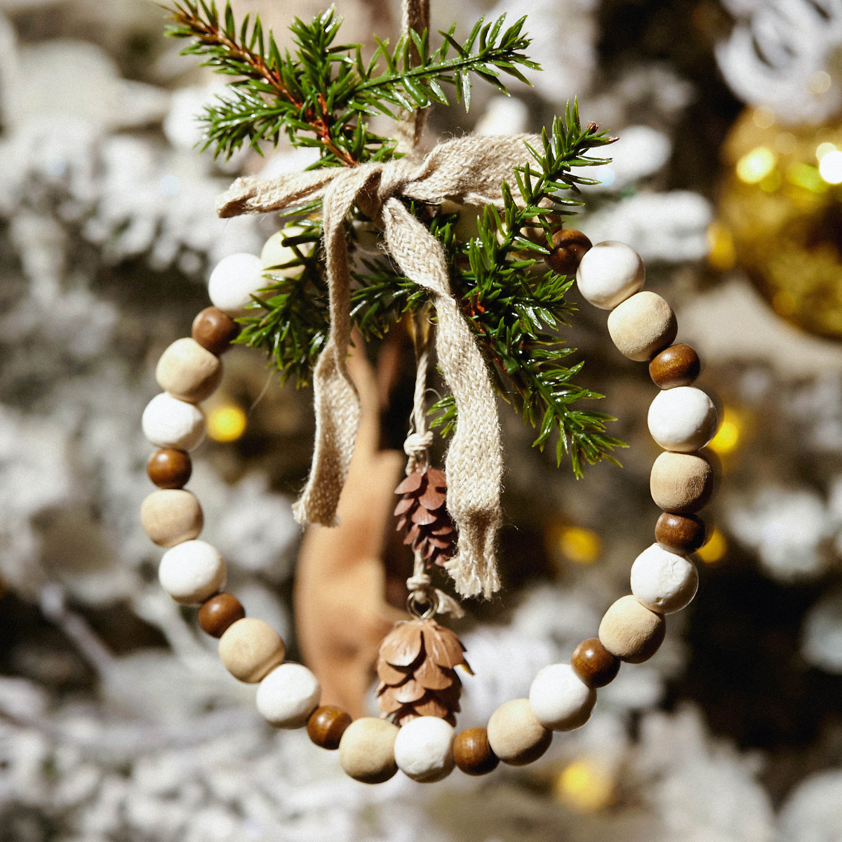 Suspension de noël décorative cercle en bois D13 beige, SIA DECO
