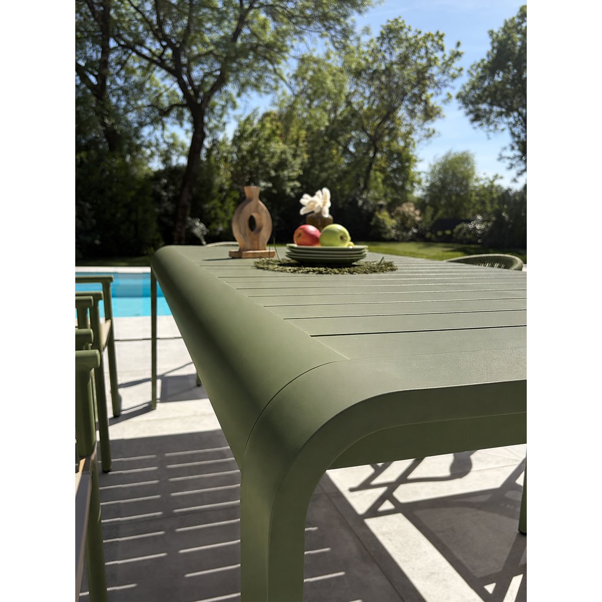 Ensemble repas de jardin en aluminium 8 places HANOI vert olive, DCB GARDEN