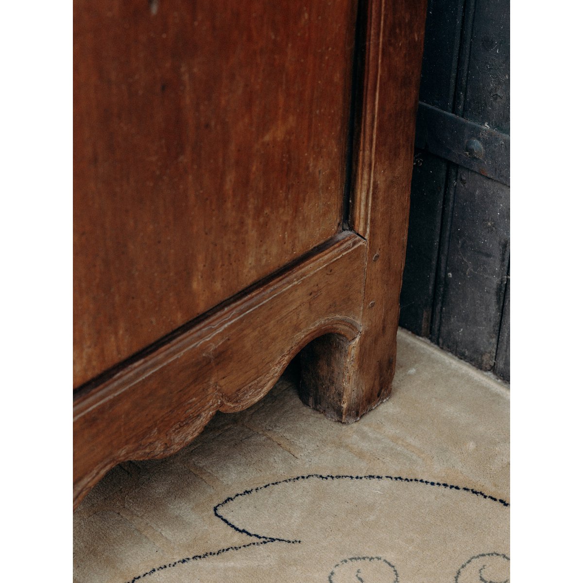 Buffet en bois Gilbert N°388 - Bon état bois, DEBONGOUT
