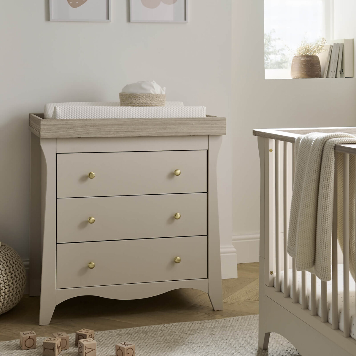 Clara Nursery 3 Drawer Dresser and Changer stone beige, CUDDLECO