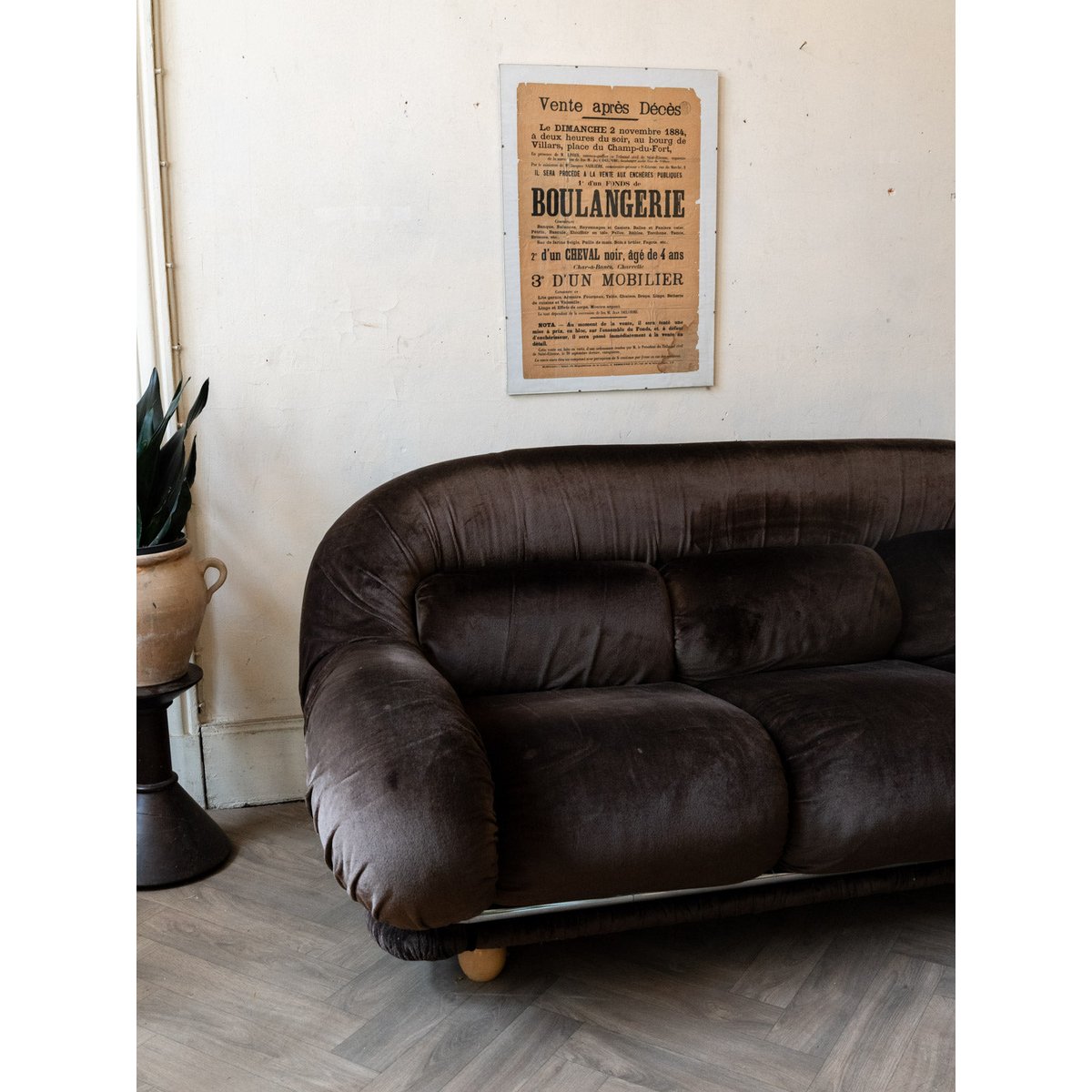 Canapé vintage en velours marron Jacques N°144 - Bon état marron, DEBONGOUT
