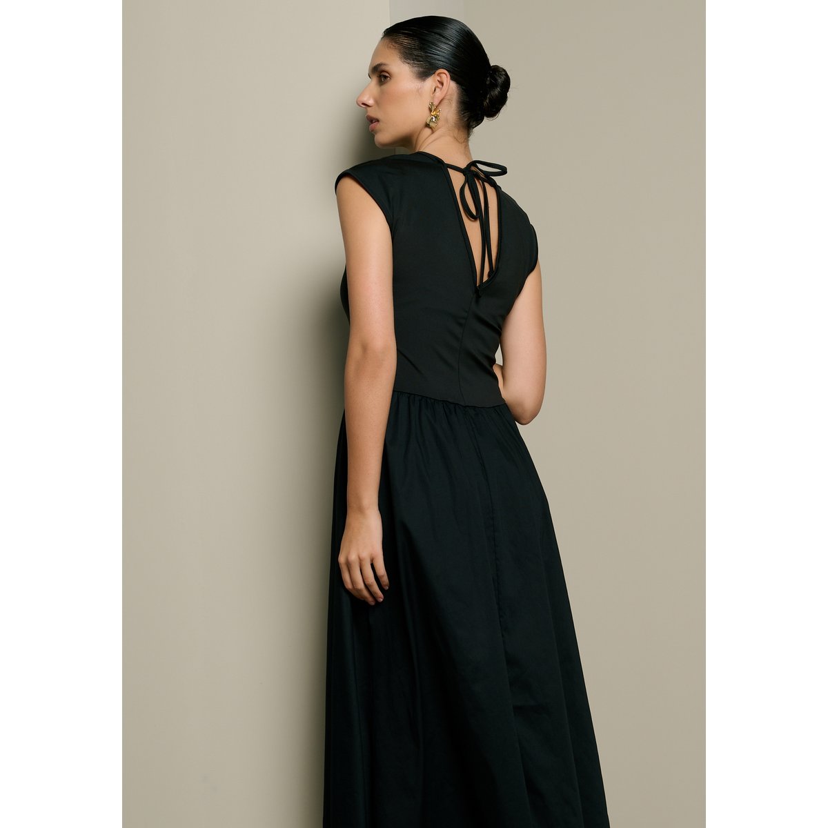 Robe midi fluide noir, LOLALIZA