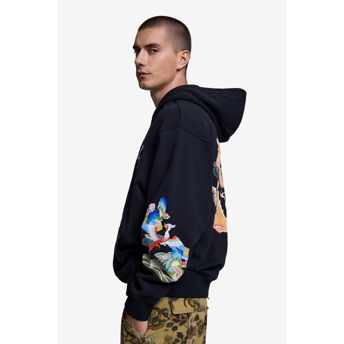 Sweat à capuche brodé noir, DESIGUAL