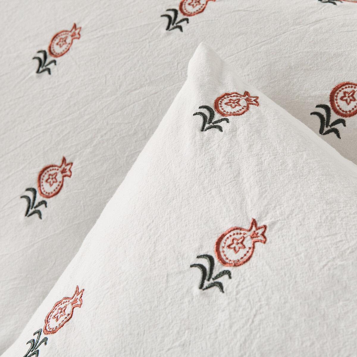 Anda Embroidered Vintage Cotton Pillowcase ecru , LA REDOUTE INTERIEURS