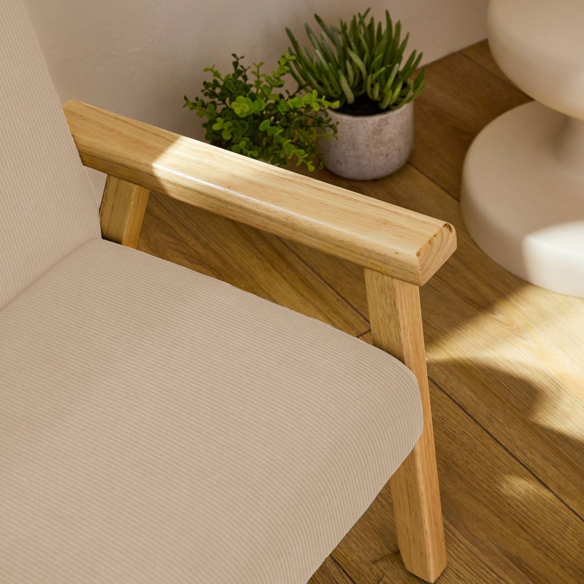 Fauteuil scandinave enfant bouclette et bois d'hévéa ISAK KID taupe, SWEEEK