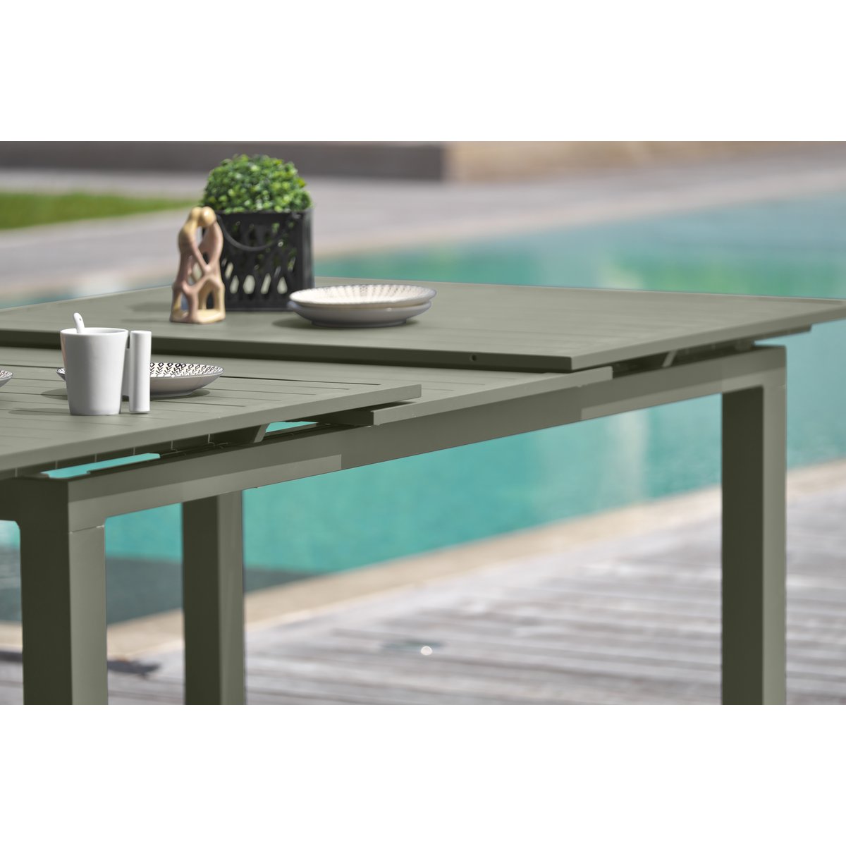 Ensemble repas de jardin 6 places en aluminium MIAMI kaki, DCB GARDEN
