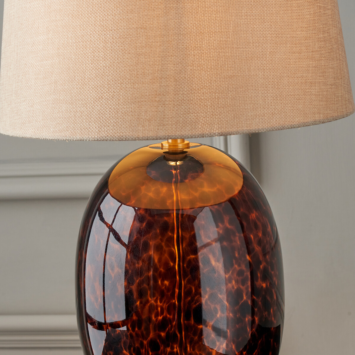 Lucille Tall Tortoiseshell Glass Table Lamp tortoiseshell, SO'HOME
