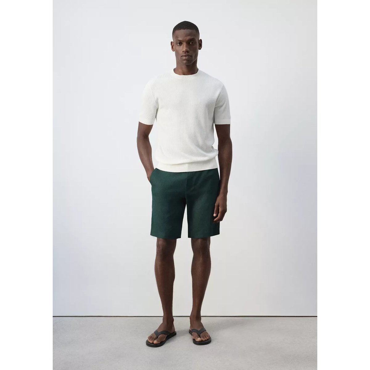 Bermuda regular-fit 100 % lin vert foncé, MANGO MAN