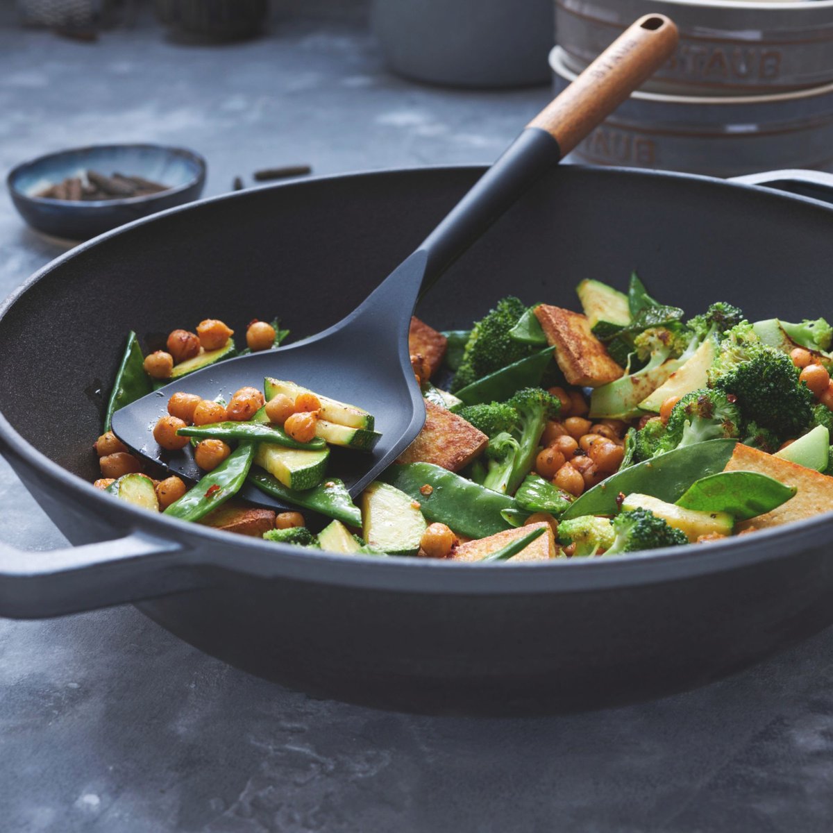 30 cm, Wok avec couvercle en verre, Gris graphite gris, STAUB