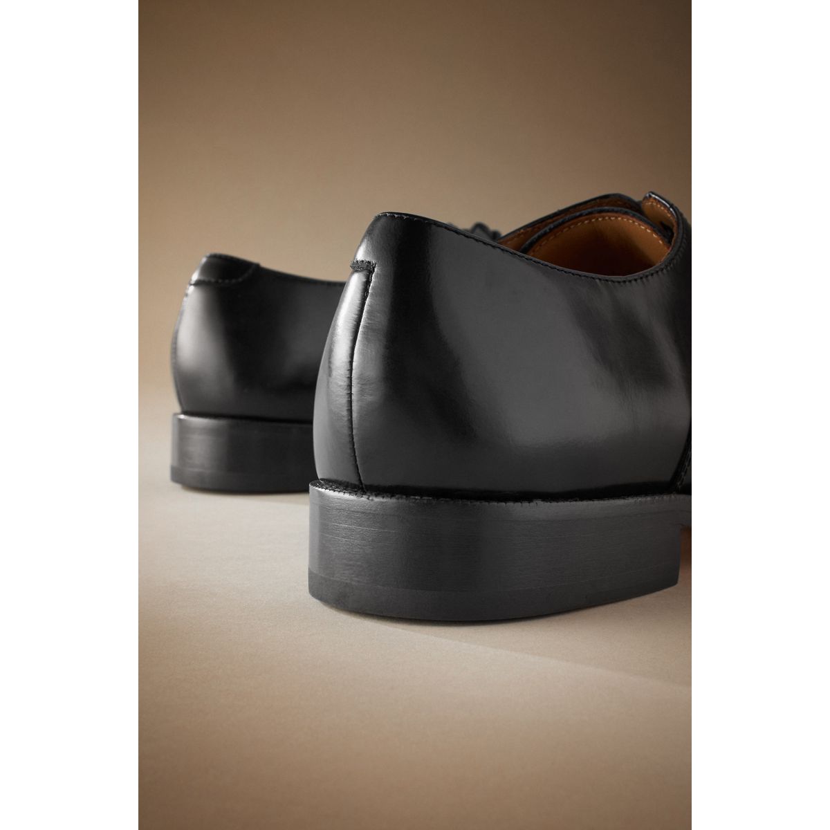 Chaussures oxford en cuir signature noir, NEXT