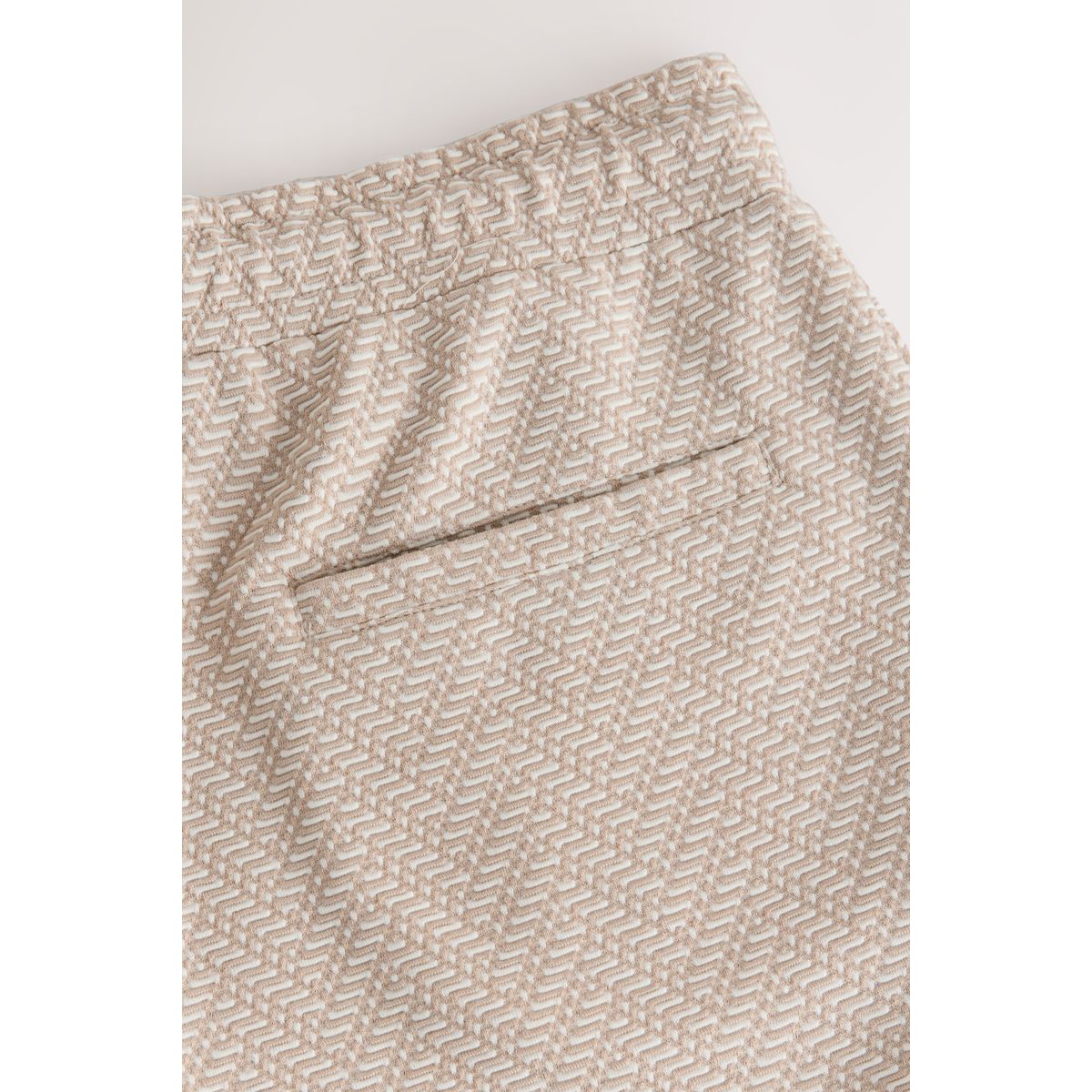 Short en jersey texturé à motif géométrique naturel, NEXT