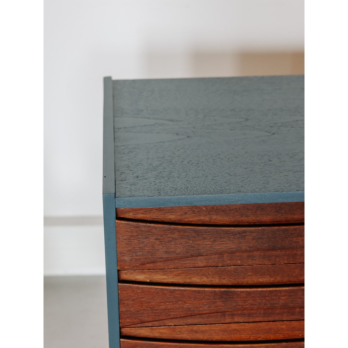 Enfilade aux multiples rangements Margaret N°780 - Bon état bois foncé, DEBONGOUT