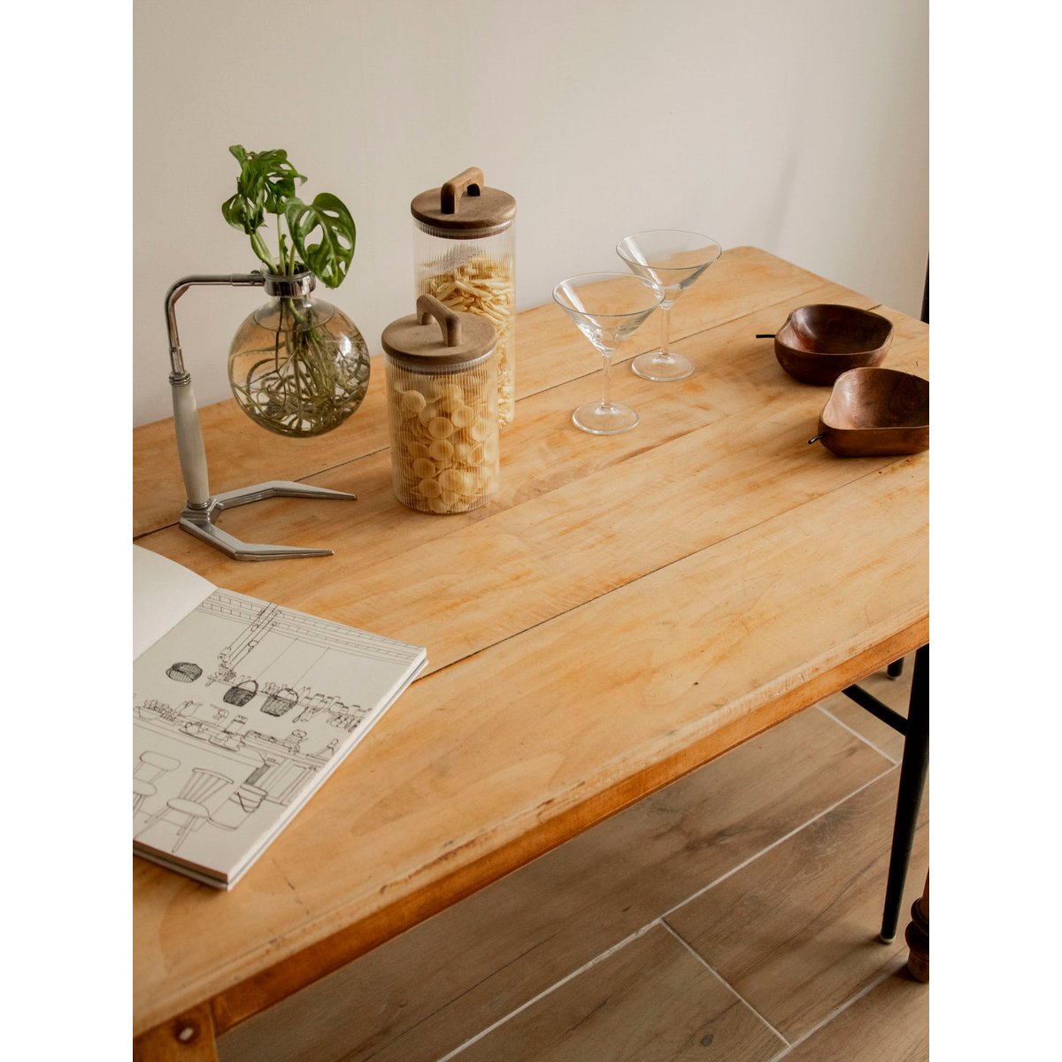 Table à manger de ferme rustique Romy N°1489 - Bon état bois clair, DEBONGOUT