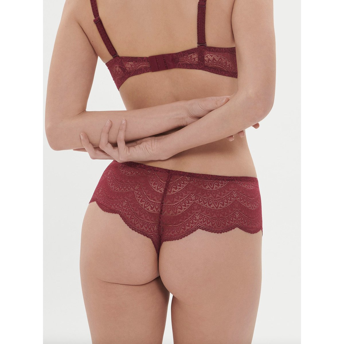 Shorty, KARMA rouge, SIMONE PERELE