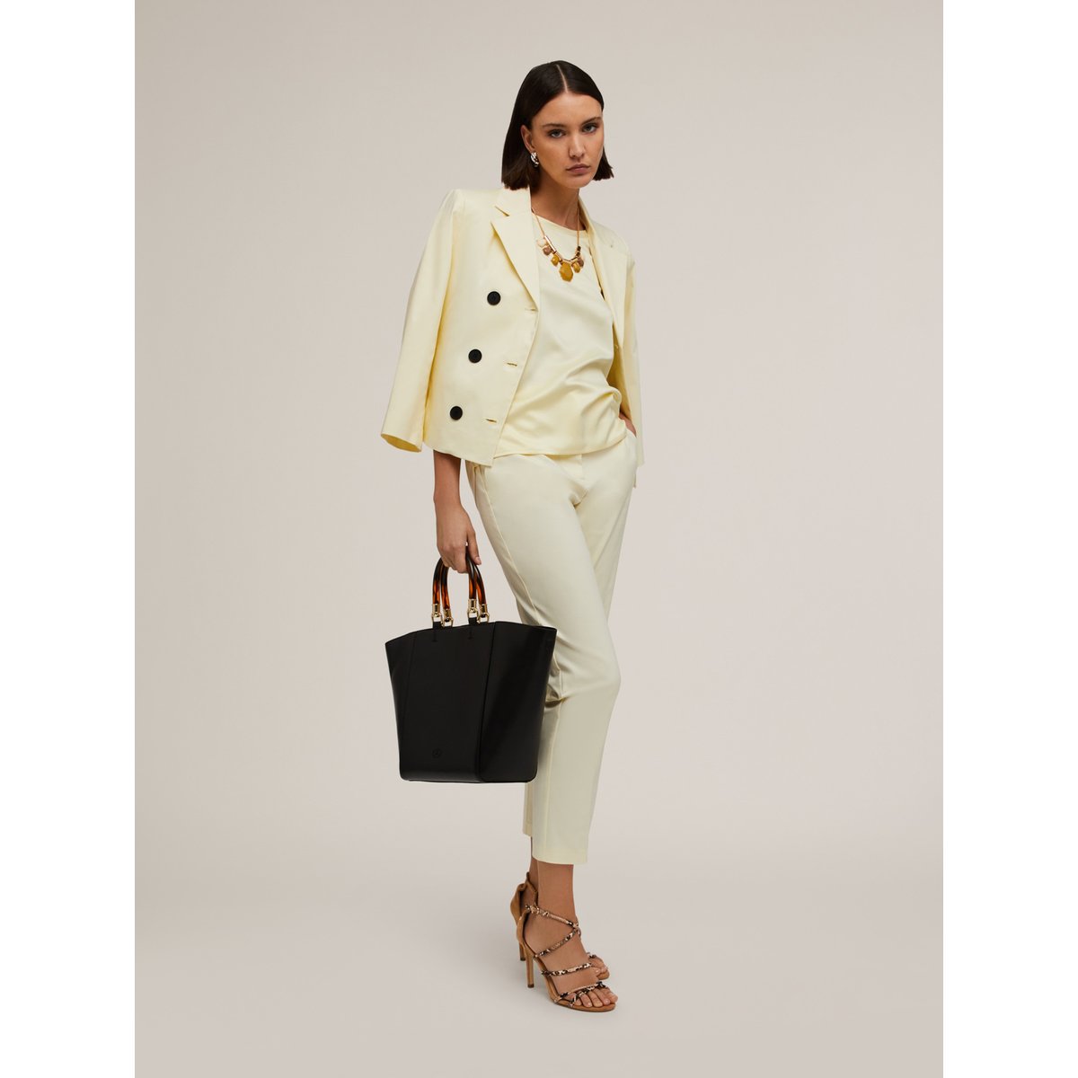 Pantalon regular en tissu technique jaune, MOTIVI