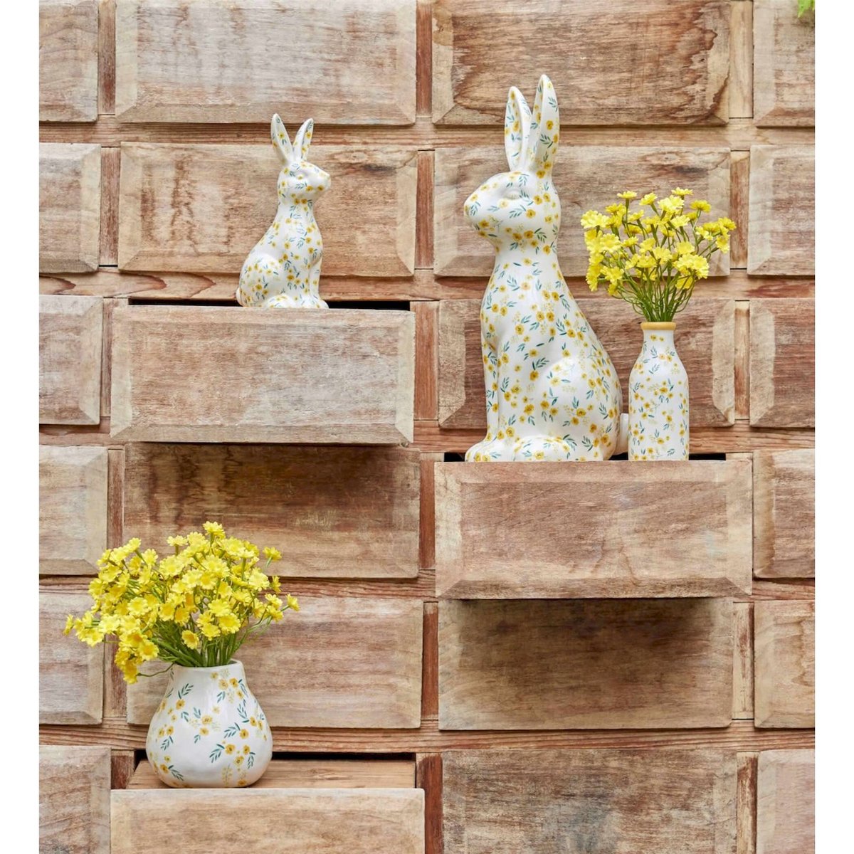 Lapin décoratif fleuri en poterie blanc à fleurs jaunes et feuillage vert, RECOLLECTION