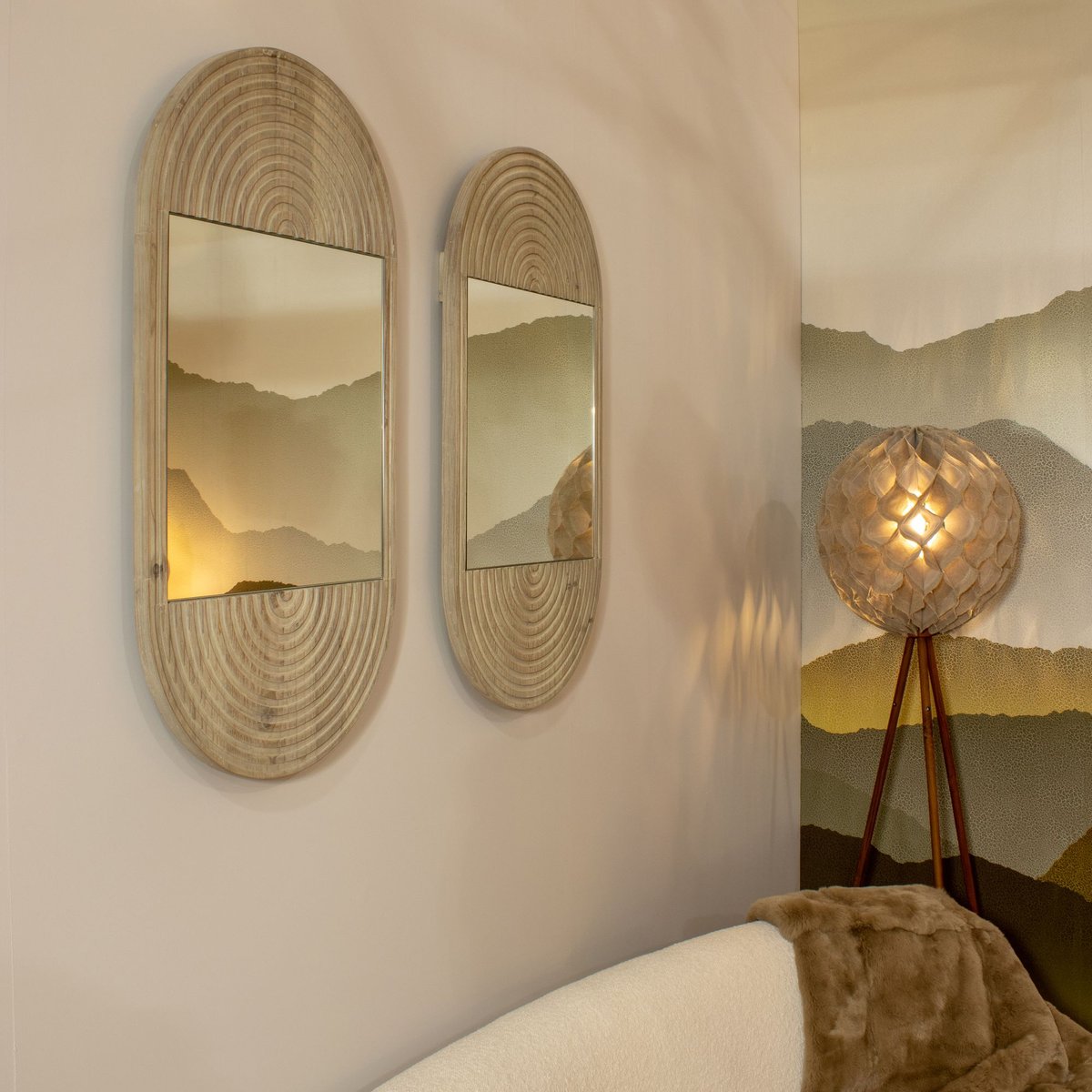 Miroir en pin recyclé beige, NOW'S HOME