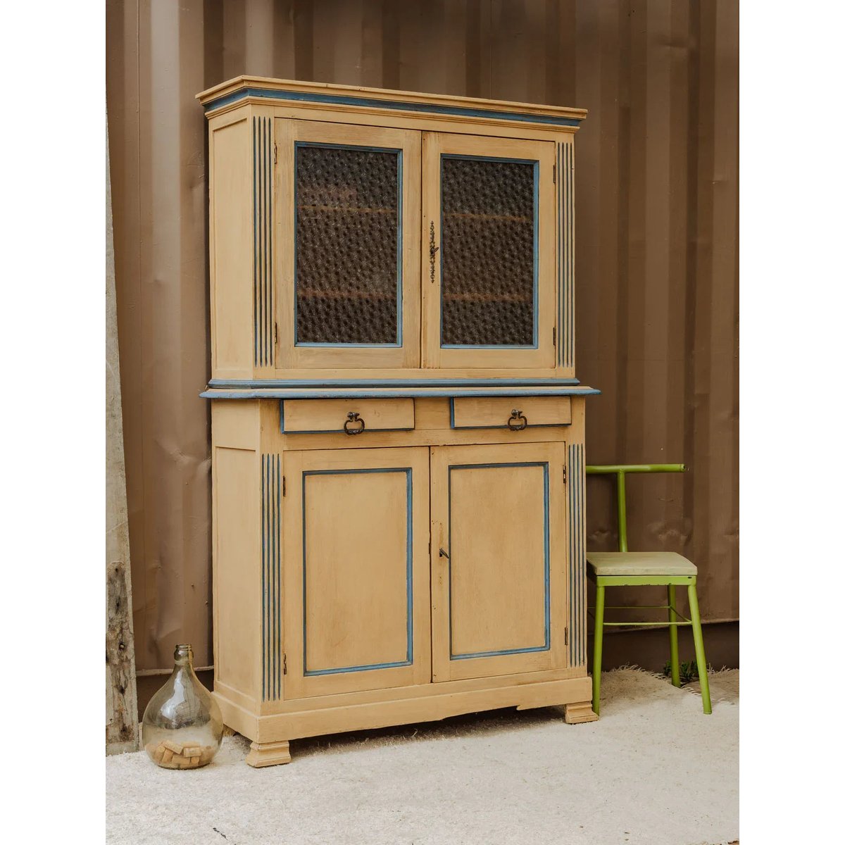 Buffet à deux corps en bois Gilbert N°860 - Bon état bois clair, DEBONGOUT