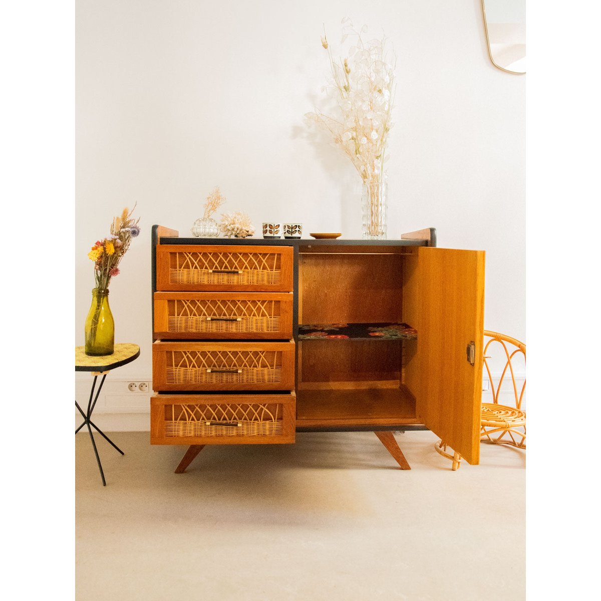 Commode en rotin tressé Olga N°431 - Bon état bois foncé, DEBONGOUT
