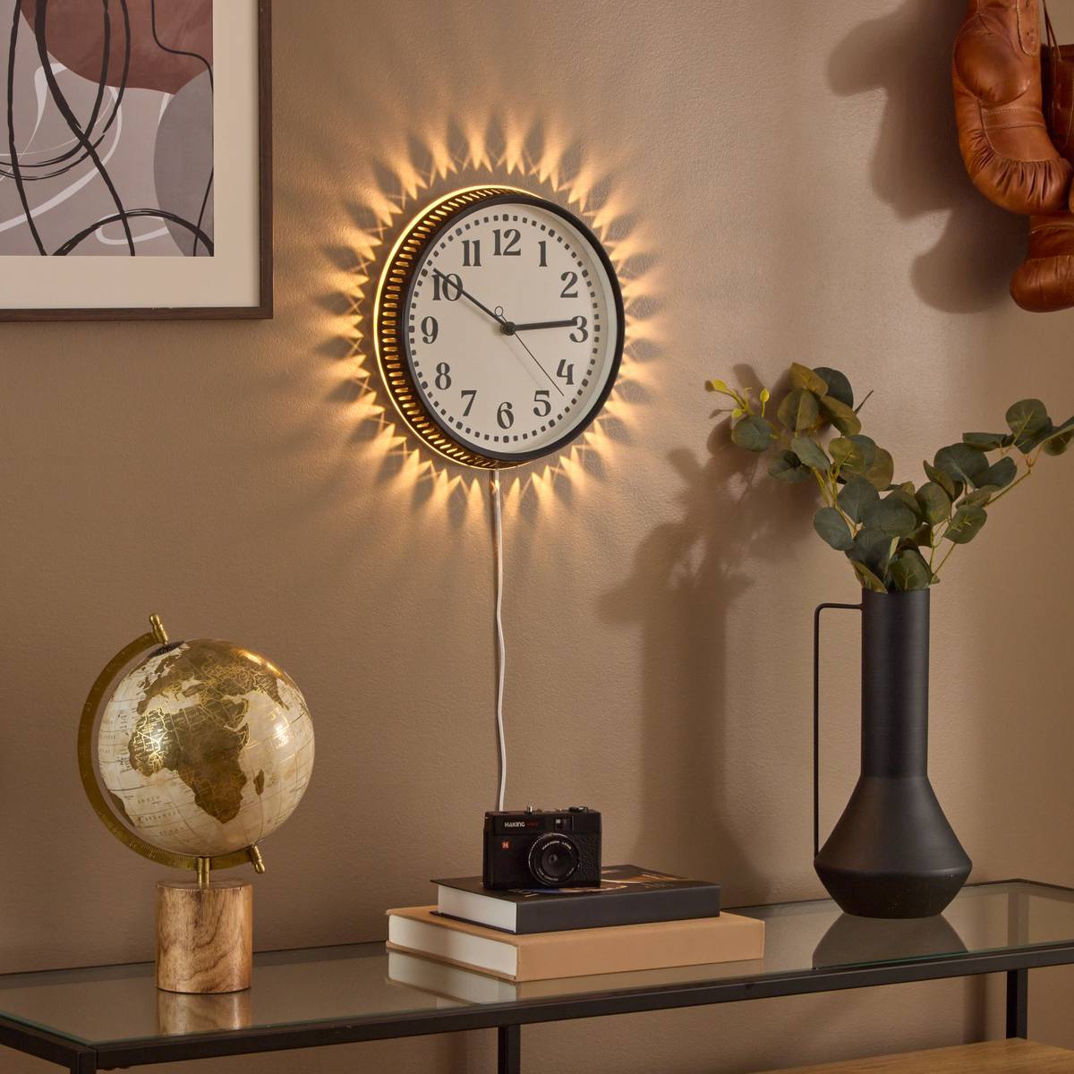 Horloge ronde LED MEHDI noir et blanc, ATMOSPHERA