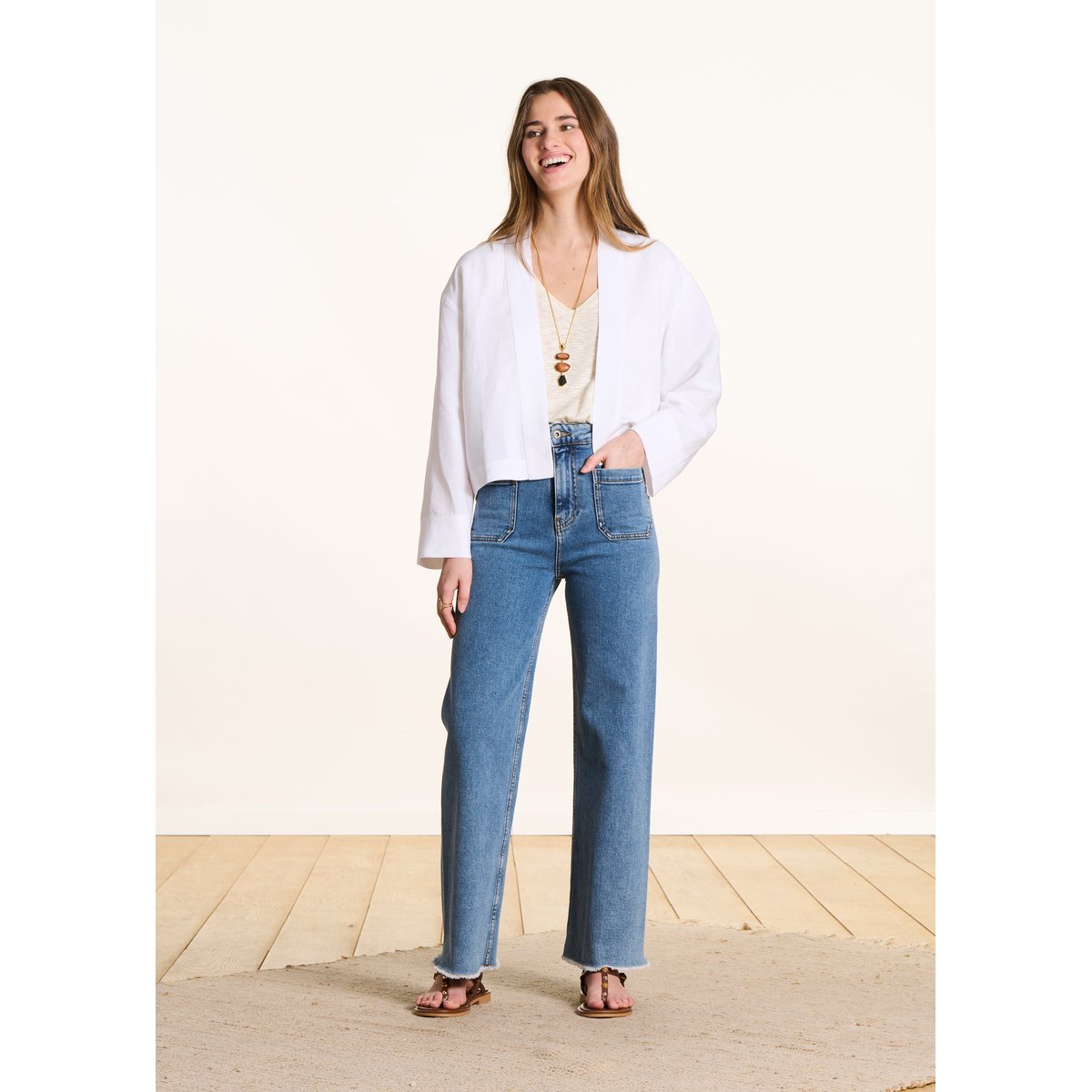 Veste courte ouverte blanc, LA FEE MARABOUTEE