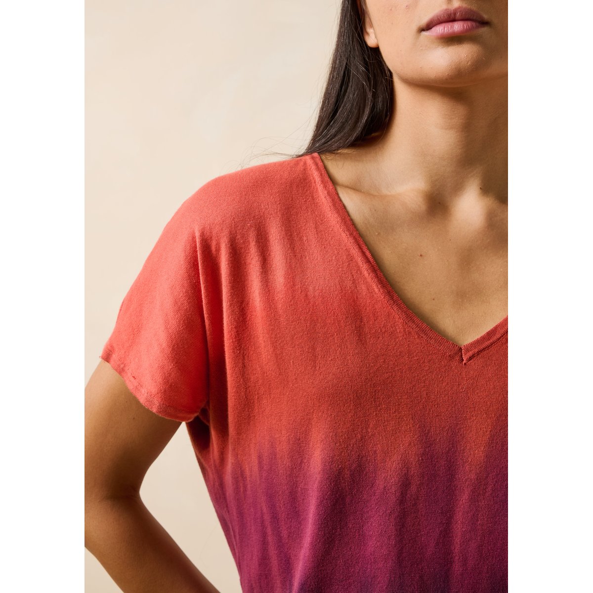 Pull manches courtes tie & dye en coton biologique vin/lipstick, LA FEE MARABOUTEE