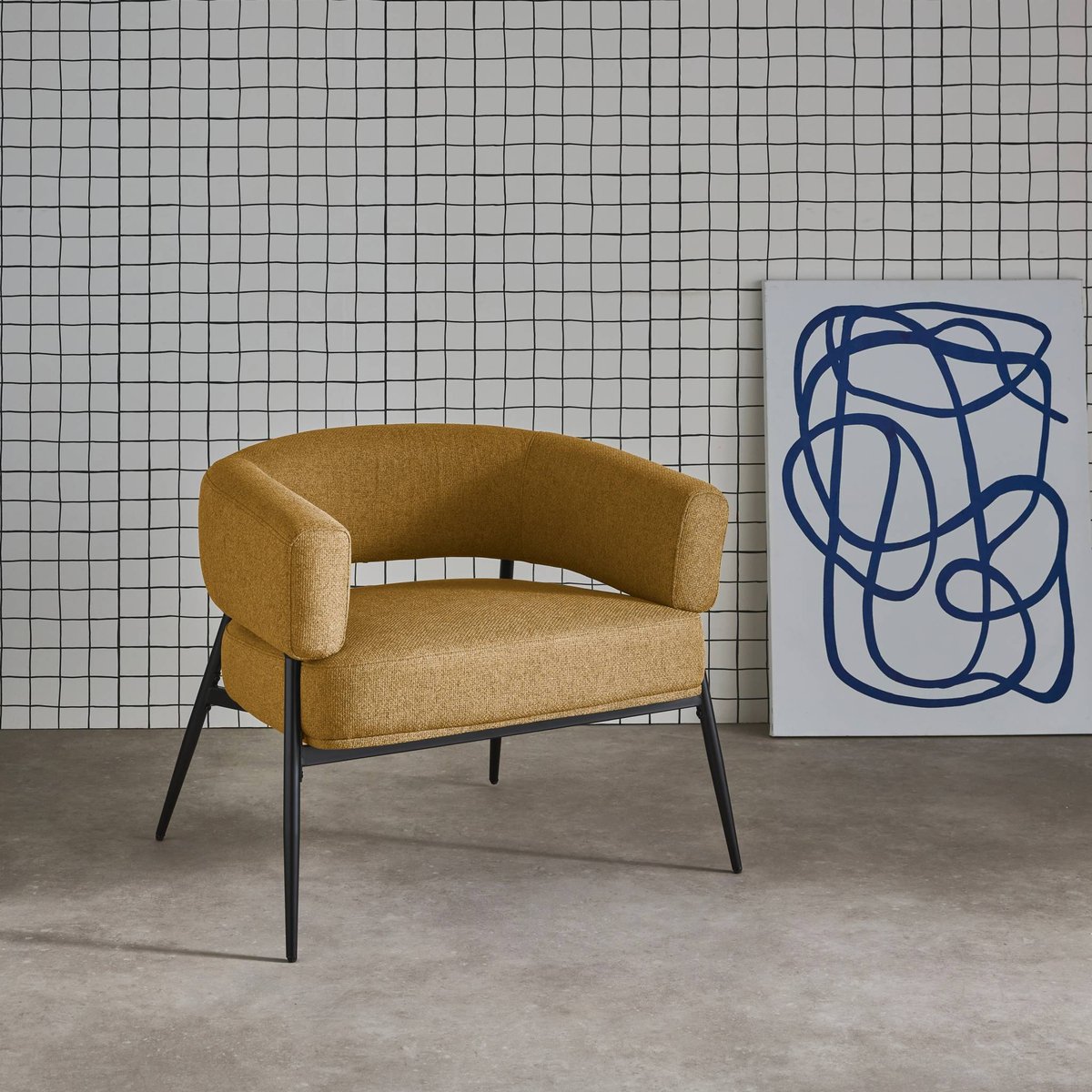 Fauteuil tissu dossier incurvé piétement métal CRISTO moutarde, SWEEEK