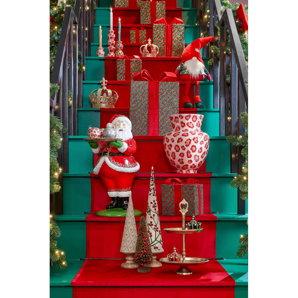 Sapin de Noël décoratif avec imprimé de baies NOOLI rouge, MICA DECORATIONS