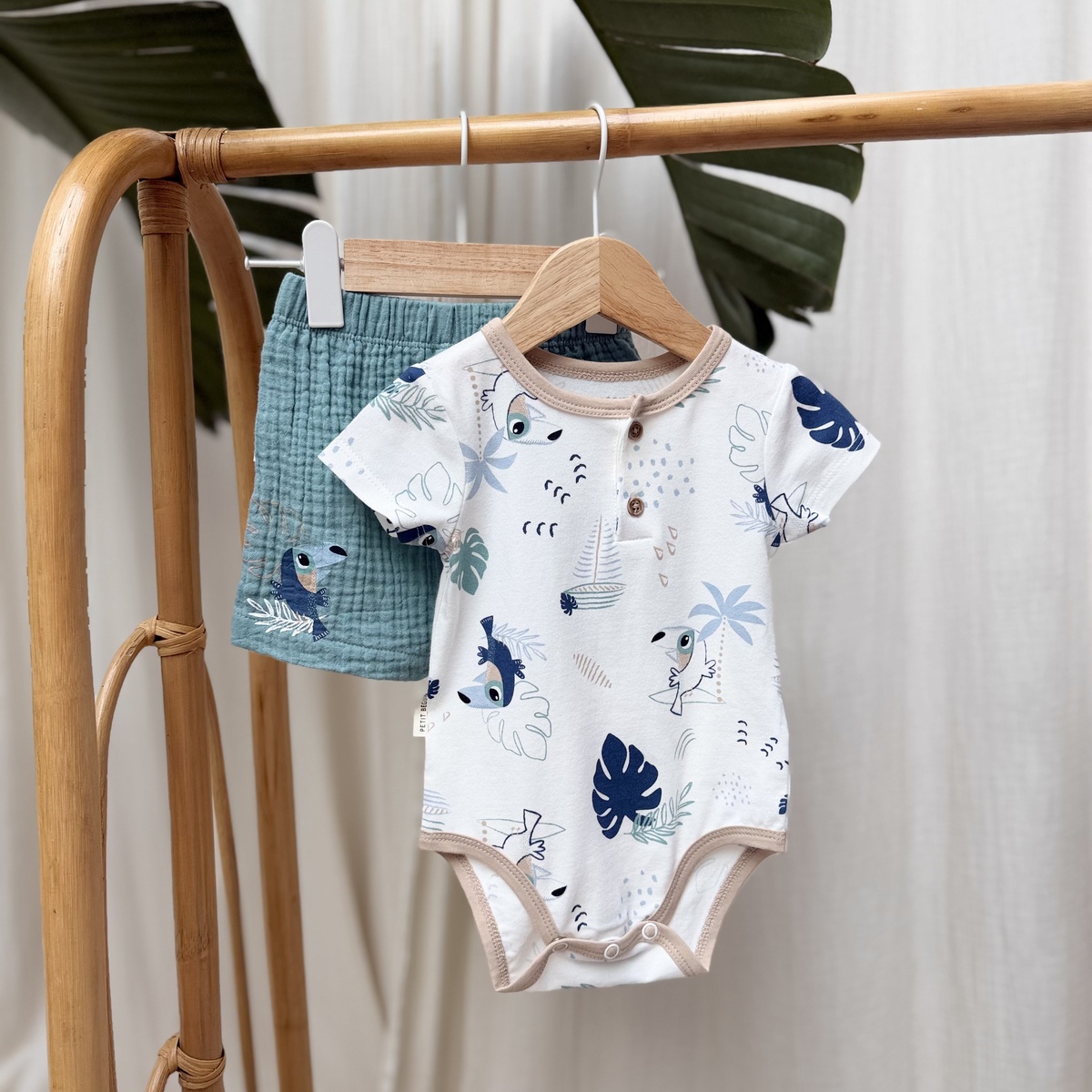 Ensemble body bébé et short en gaze de coton Toucana bleu, PETIT BEGUIN