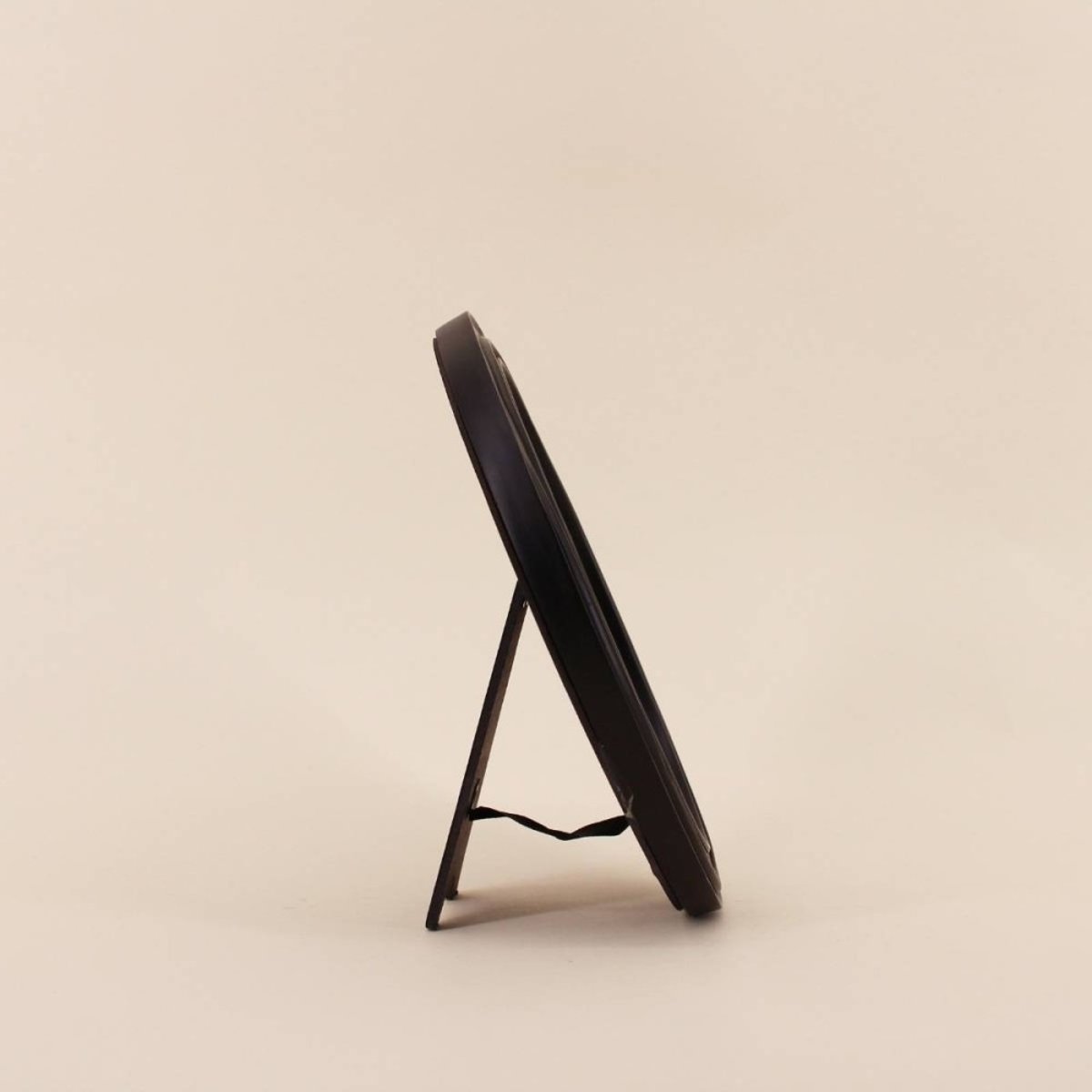 Cadre photo ovale 18x23cm noir, ORNAMI