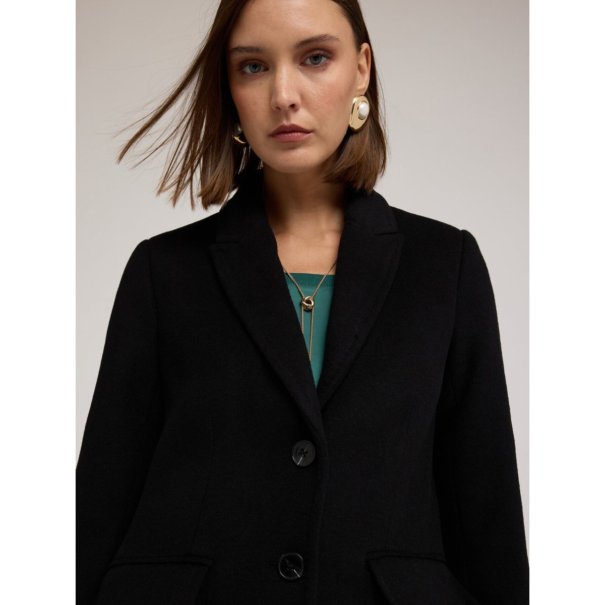 Manteau en mélange de laine tricoté noir, MOTIVI
