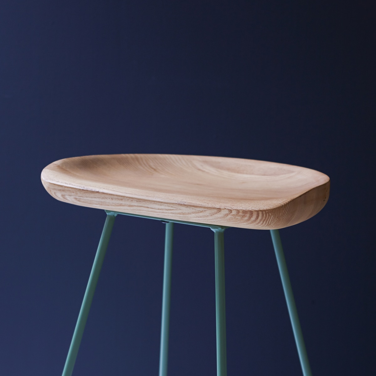Tabouret de bar en Frêne, MARI vert, TIKAMOON