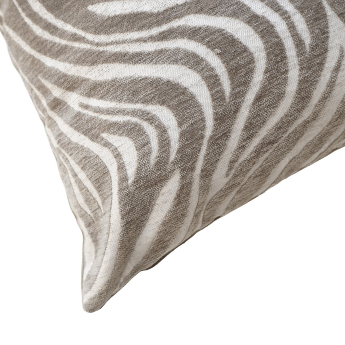 Coussin décoratif carré en velours jacquard à motif zébré blanc, DOUCEUR D'INTÉRIEUR
