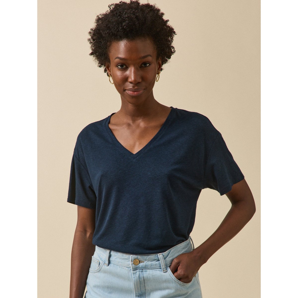 T-shirt col V  lin et viscose encre, CYRILLUS