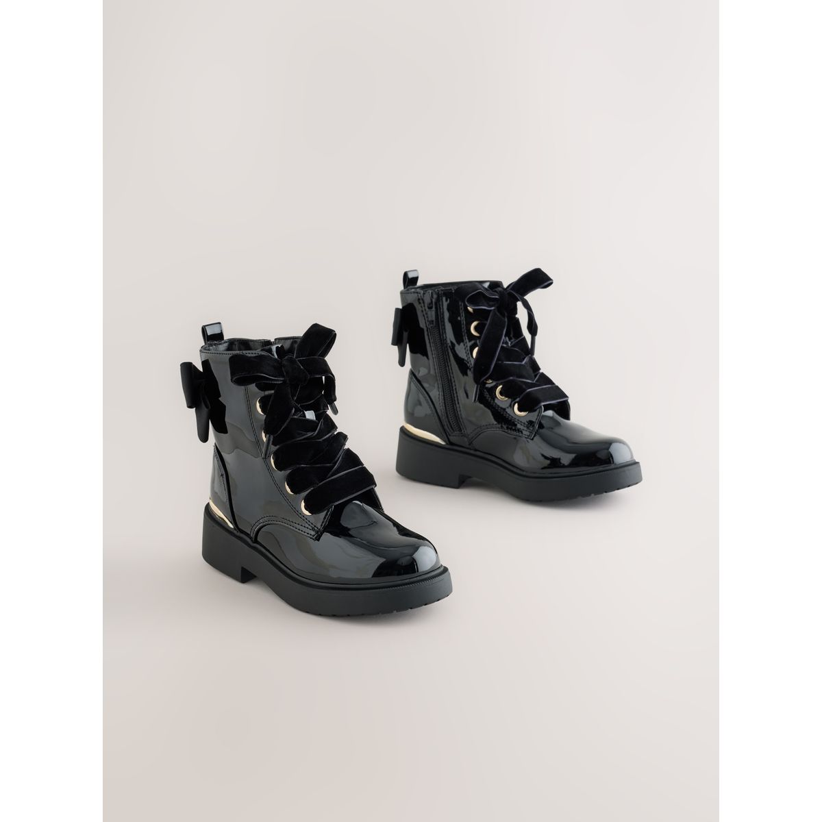 Bottines à lacets avec nœud noir, NEXT