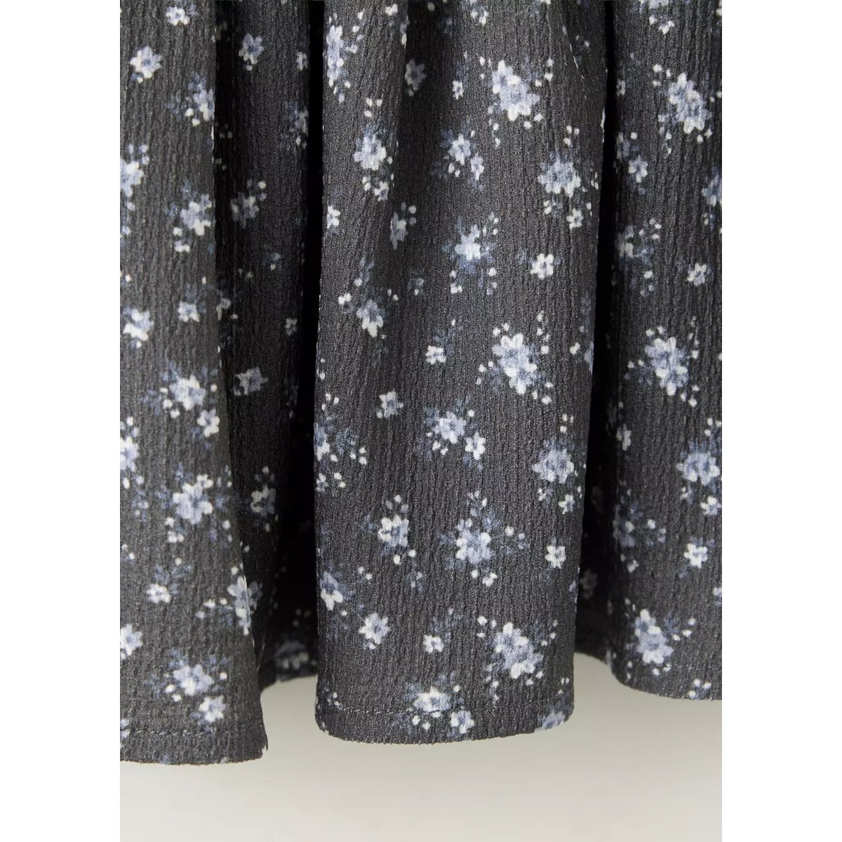 Jupe florale froncée gris anthracite, MANGO KIDS