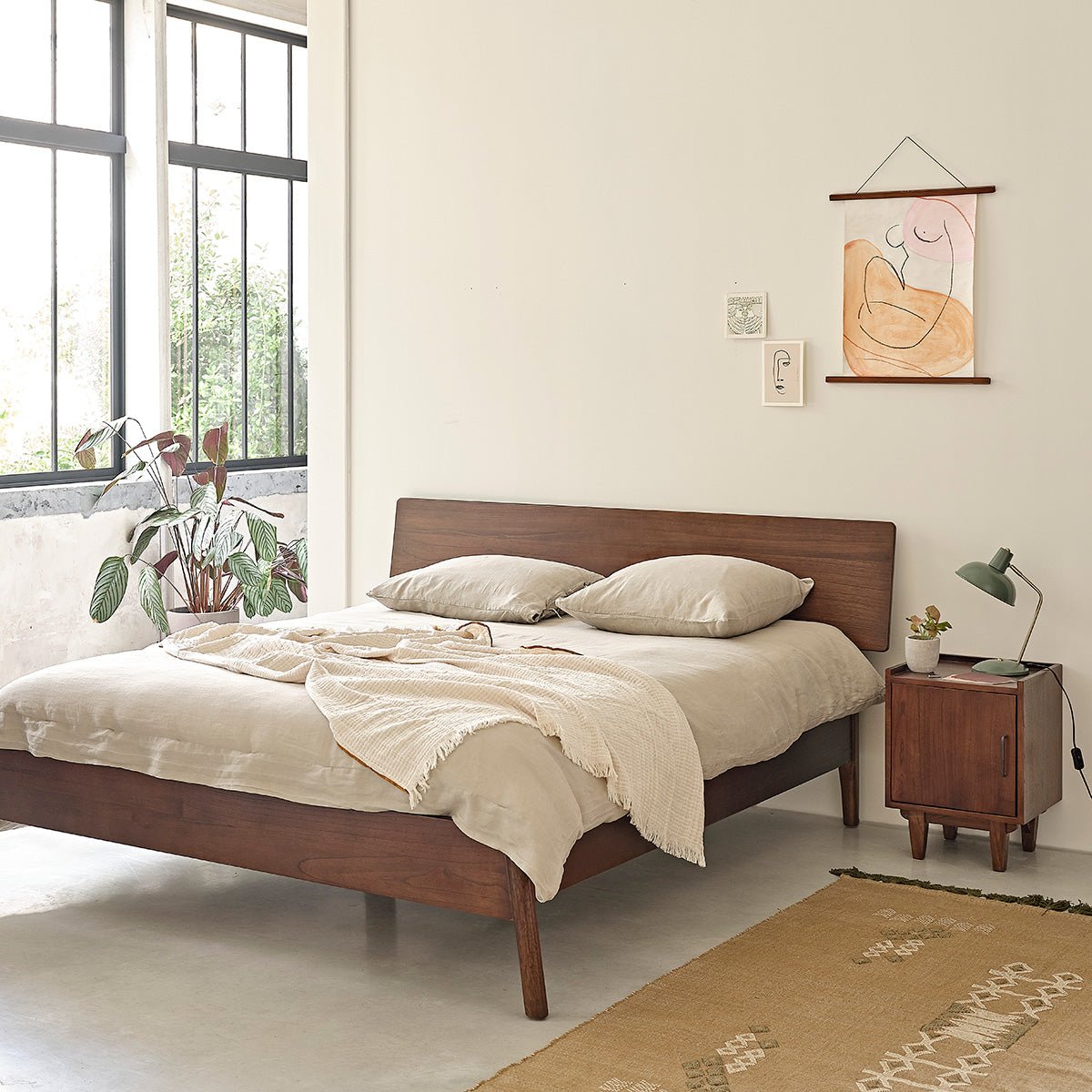 Lit en bois mindi massif 160 cm avec sommier VINTAGE marron, BERAH GETAH