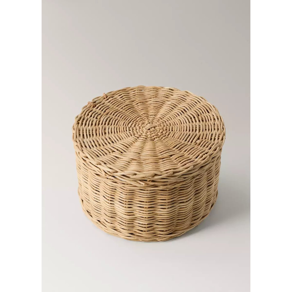 Panier en rotin avec intérieur en coton seersucker marron, MANGO HOME