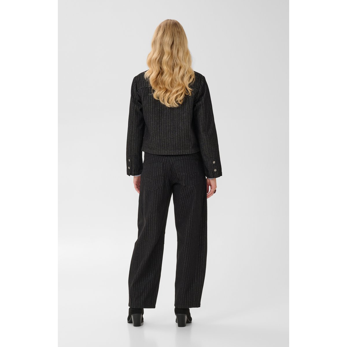 Chemise à manches longues noir black with silver pinstripe, CREAM