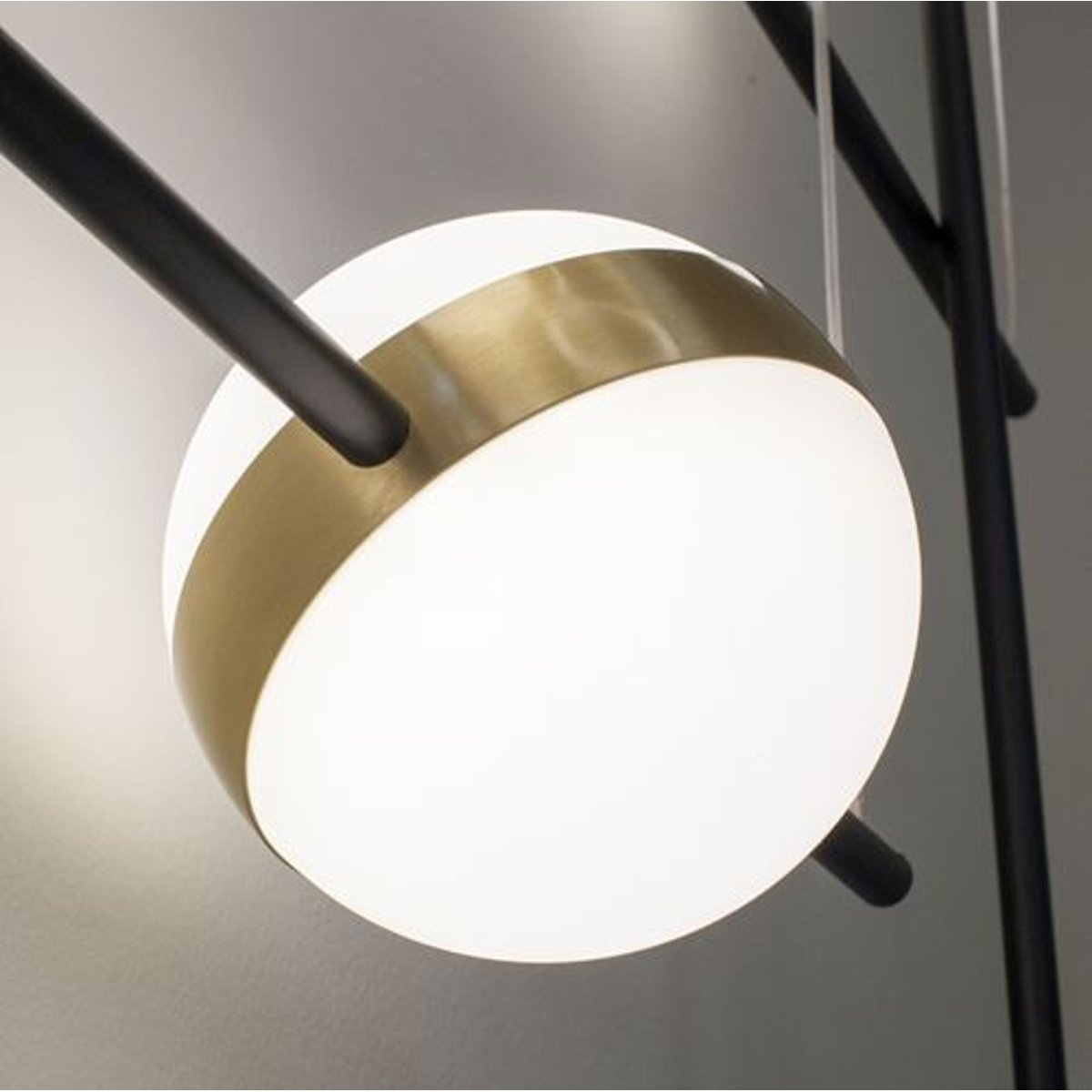 Plafonnier design en métal italien, CUBA noir, MANTRA