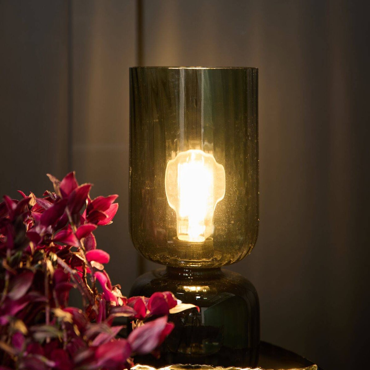 Lampe à poser en verre vert fumé - CELESTE vert, CAMIF