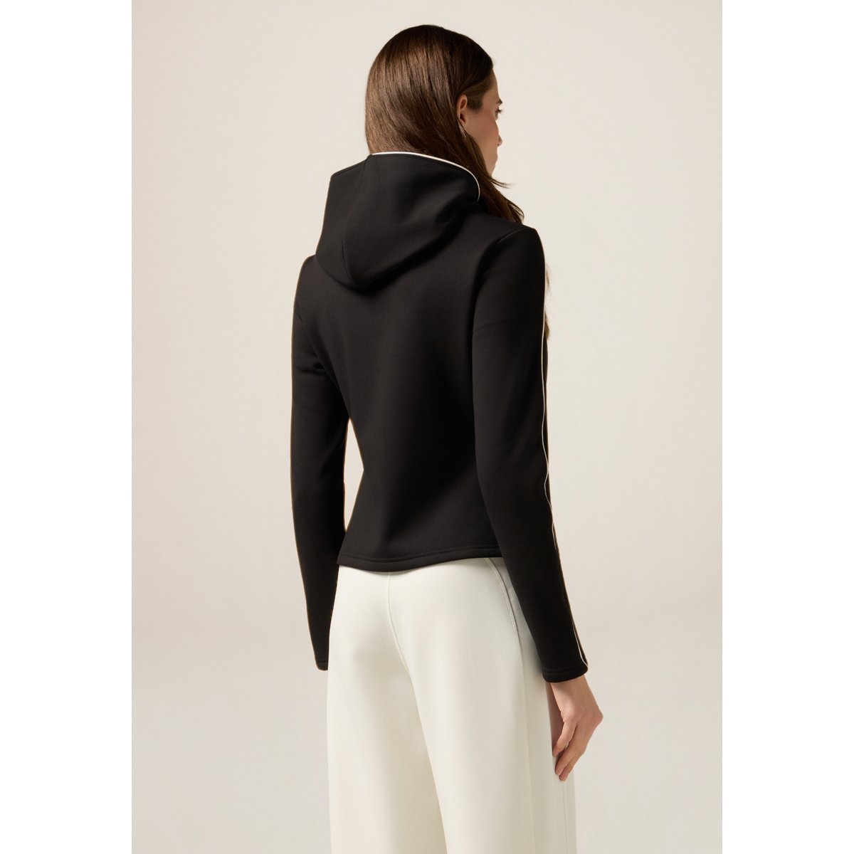 Sweat-shirt avec intérieur pelucheux noir, OLTRE