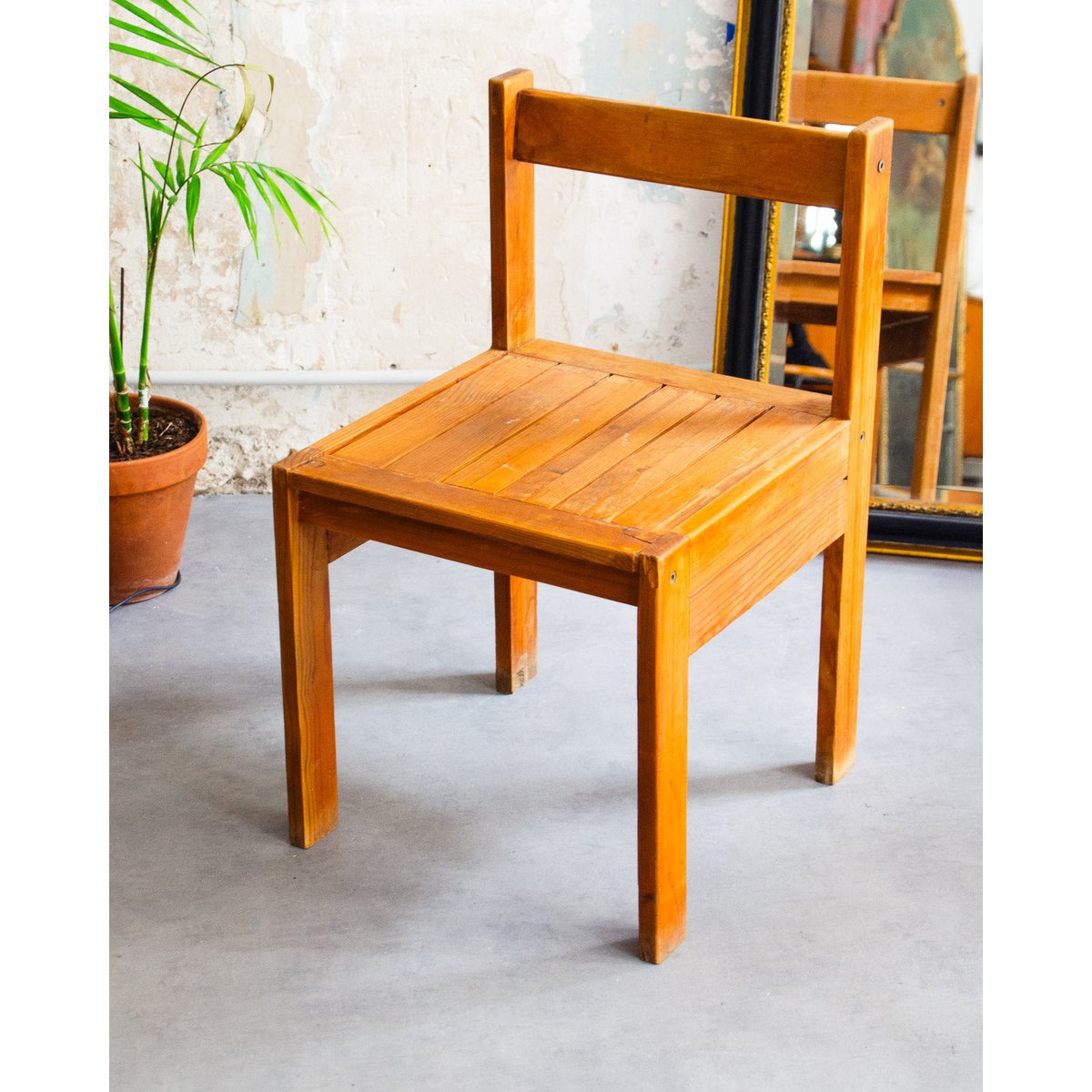 Chaise en bois clair Alma N°1538 - Bon état bois clair, DEBONGOUT