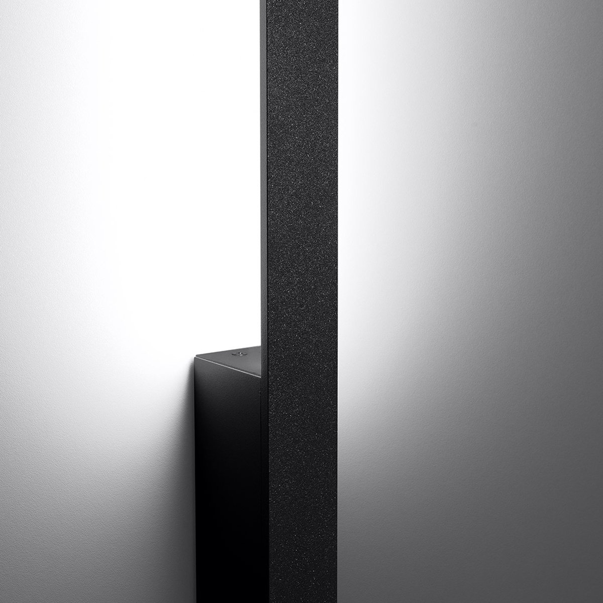 Applique murale Aluminium Noir LED 1 Lahti noir, EDEN