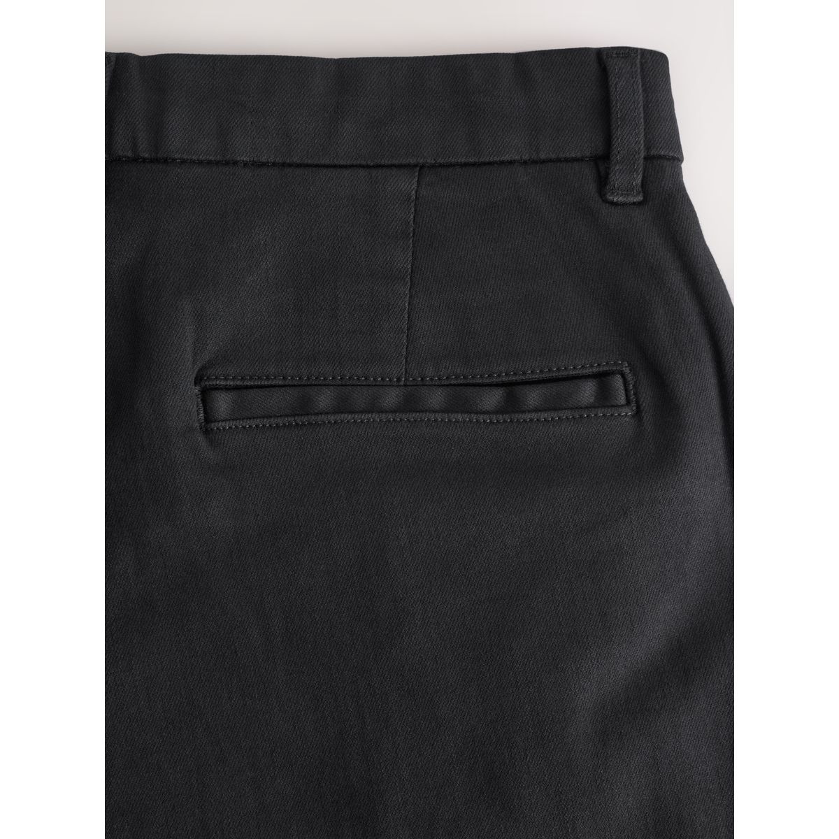 Pantalon chino motionflex noir, NEXT