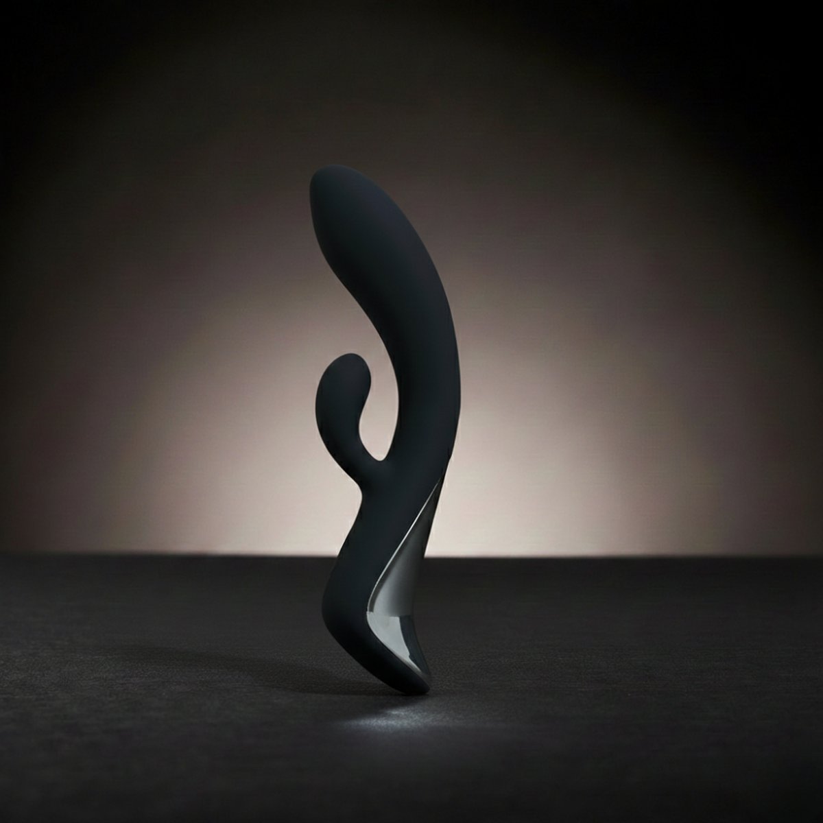 Vibromasseur va-et-vient ENÖ noir, BLACK EDITION