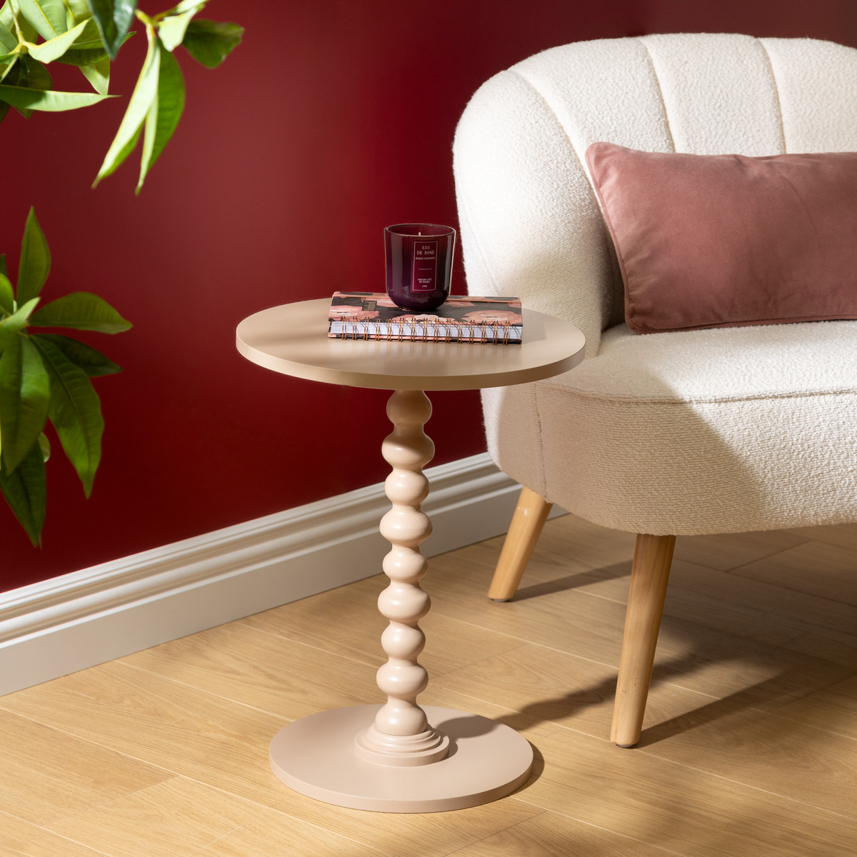 Table d’appoint ronde pied tourné bois de pin ALIX noisette, ATMOSPHERA