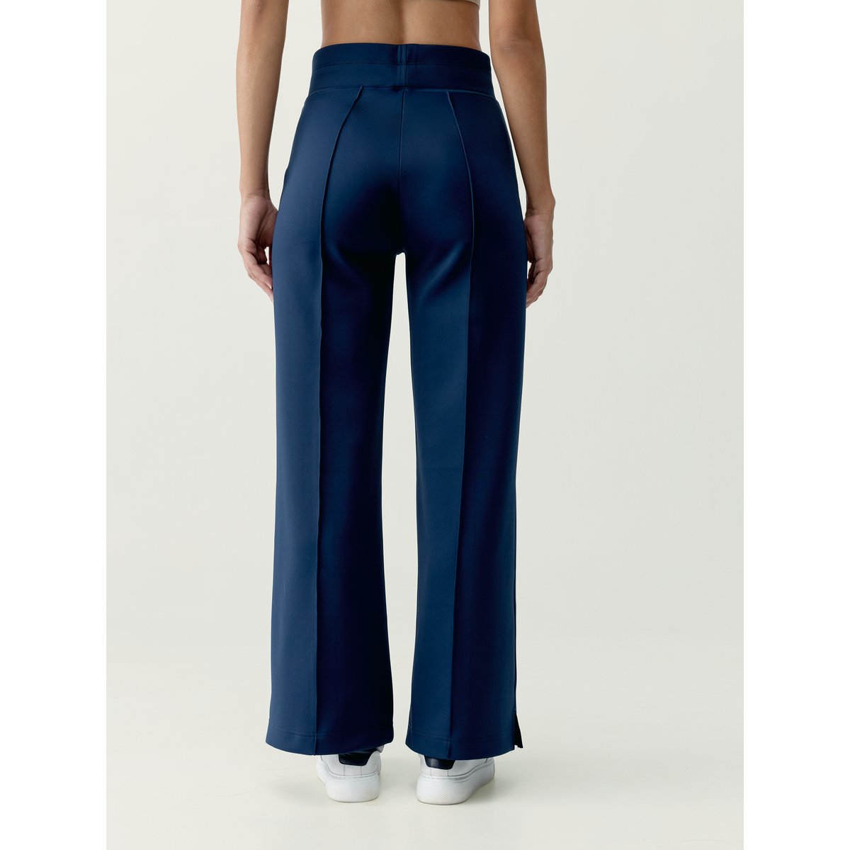 Pantalon de sport femme Thashi Jambe large avec poches bleu marin, BORN