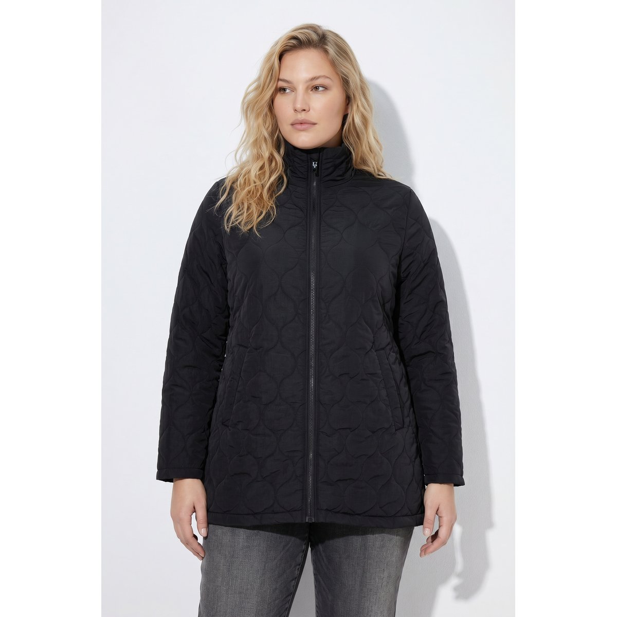 Veste matelassée HYPRAR avec col montant noir, ULLA POPKEN